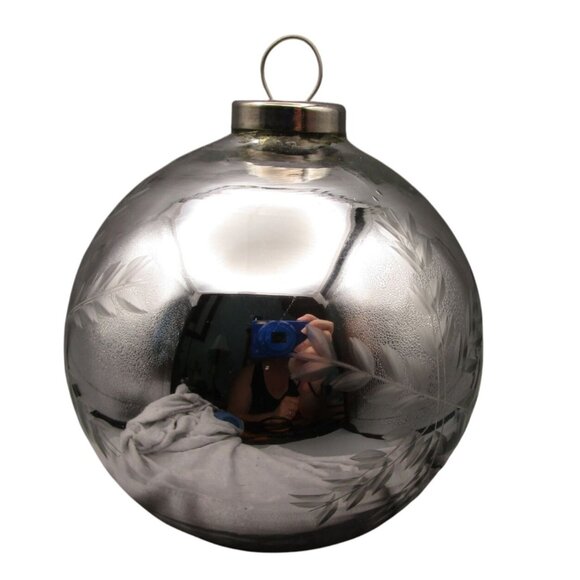 Vintage Silver Cut Snowflake Mercury Style Christmas Ornament Metal Cap GUC - Picture 5 of 10